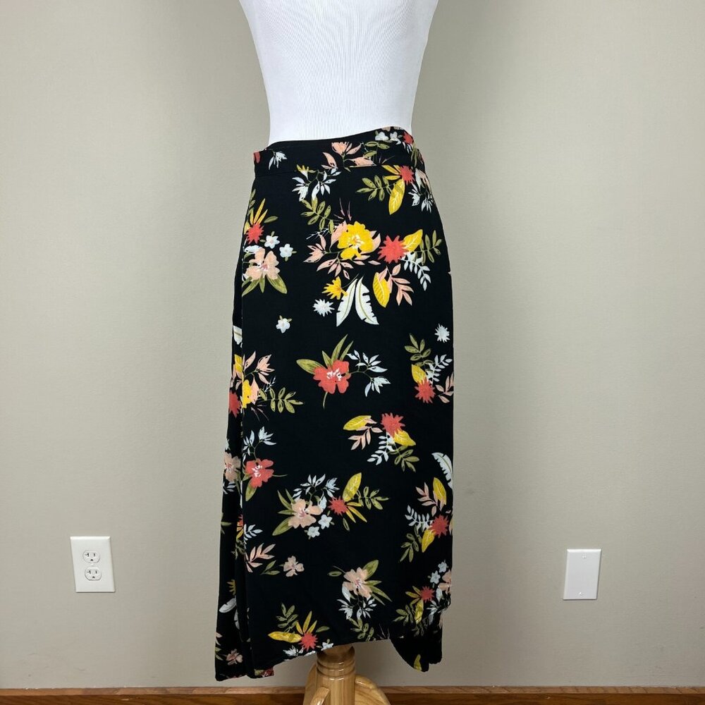 Saltwater Luxe Midi Skirt Womens Medium Black Floral Wrap Tie Waist